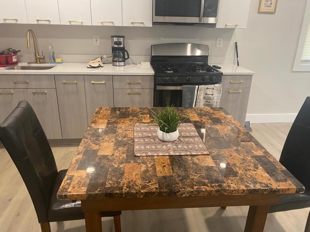 Stylish Room 8Mins To Newark Airport Exterior foto