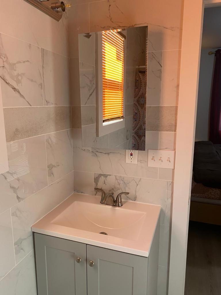 Stylish Room 8Mins To Newark Airport Exterior foto