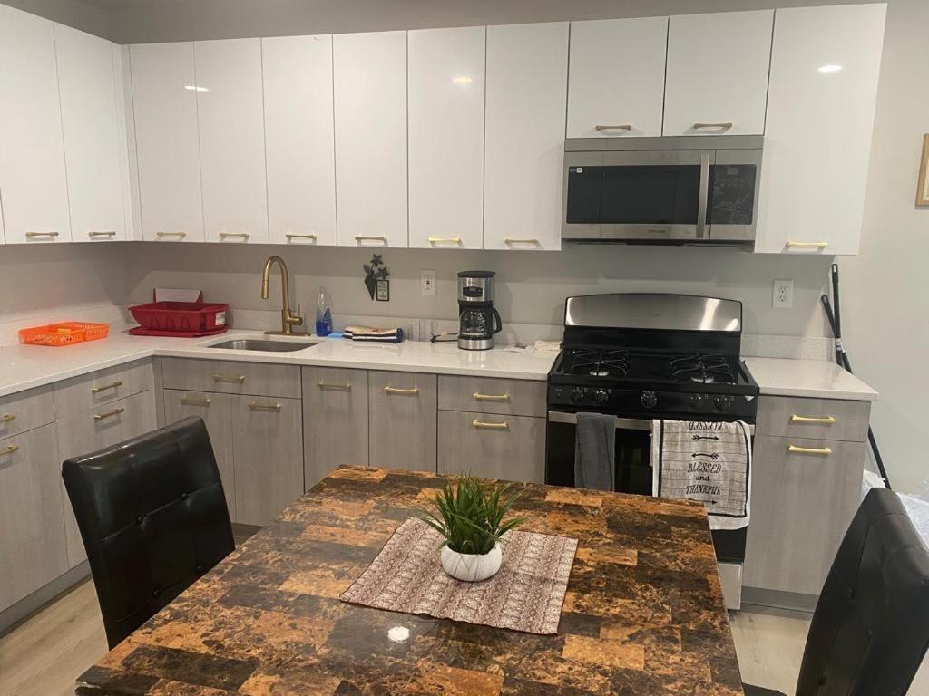Stylish Room 8Mins To Newark Airport Exterior foto